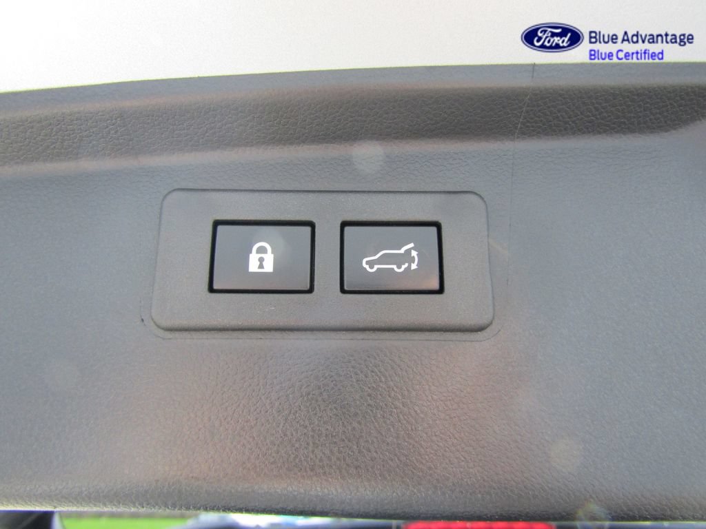 Used 2025 Subaru Outback Limited AWD/4WD image 42