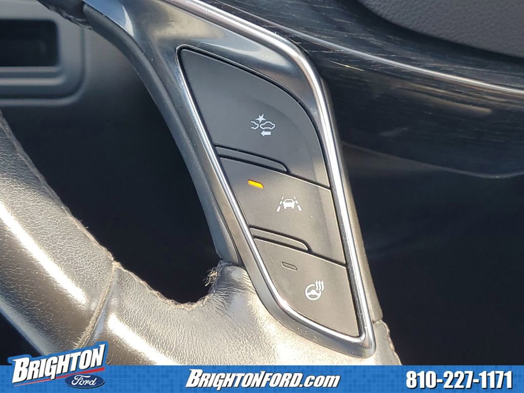 Used 2020 Cadillac XT5 Premium Luxury w/ LPO, Floor Liner Package AWD/4WD image 25