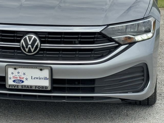 Used 2022 Volkswagen Jetta SE w/ Panoramic Sunroof Package FWD image 8