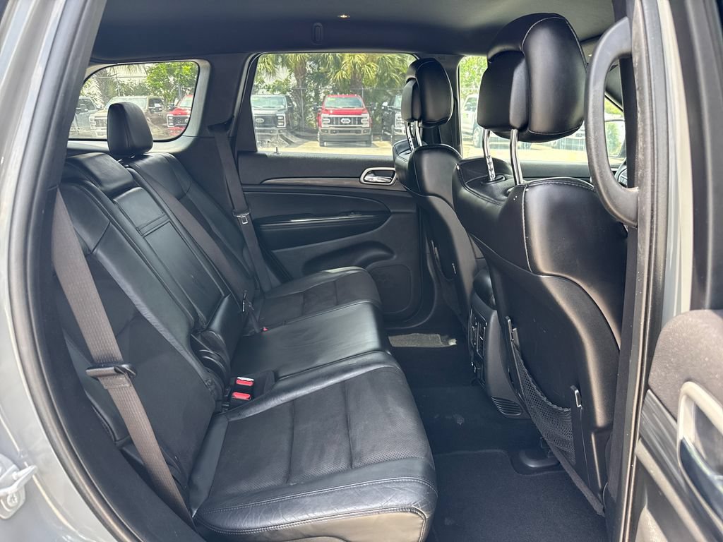 Used 2020 Jeep Grand Cherokee Altitude AWD/4WD image 25