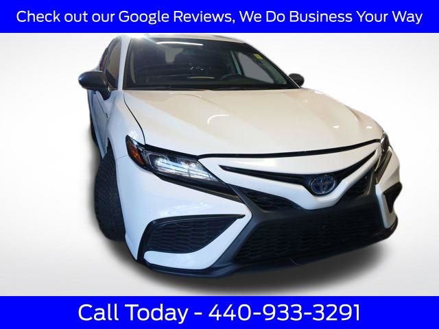 Used 2021 Toyota Camry SE w/ Audio Upgrade Package image 14