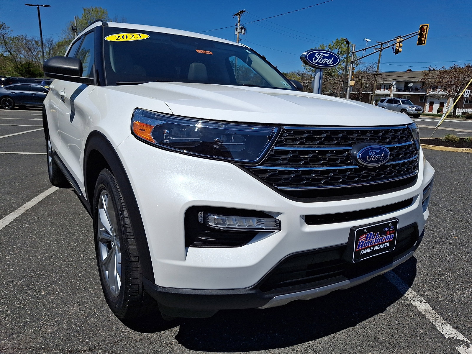 Certified 2023 Ford Explorer XLT w/ Equipment Group 202A AWD/4WD image 2