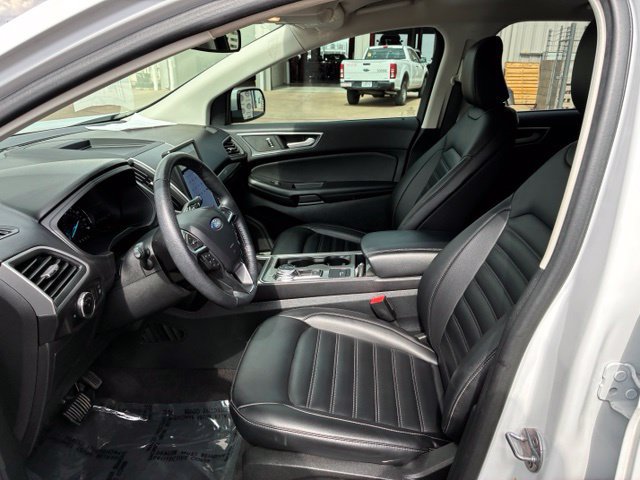 Certified 2024 Ford Edge SEL w/ Convenience Package AWD/4WD image 7