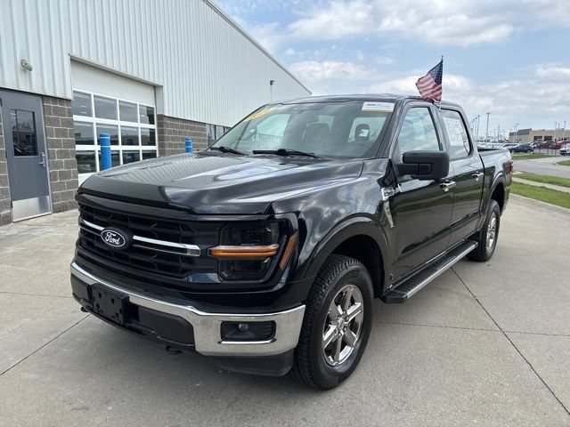 Certified 2024 Ford F150 XLT AWD/4WD image 3