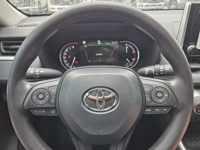 Used 2025 Toyota RAV4 XLE w/ Convenience Package FWD image 27