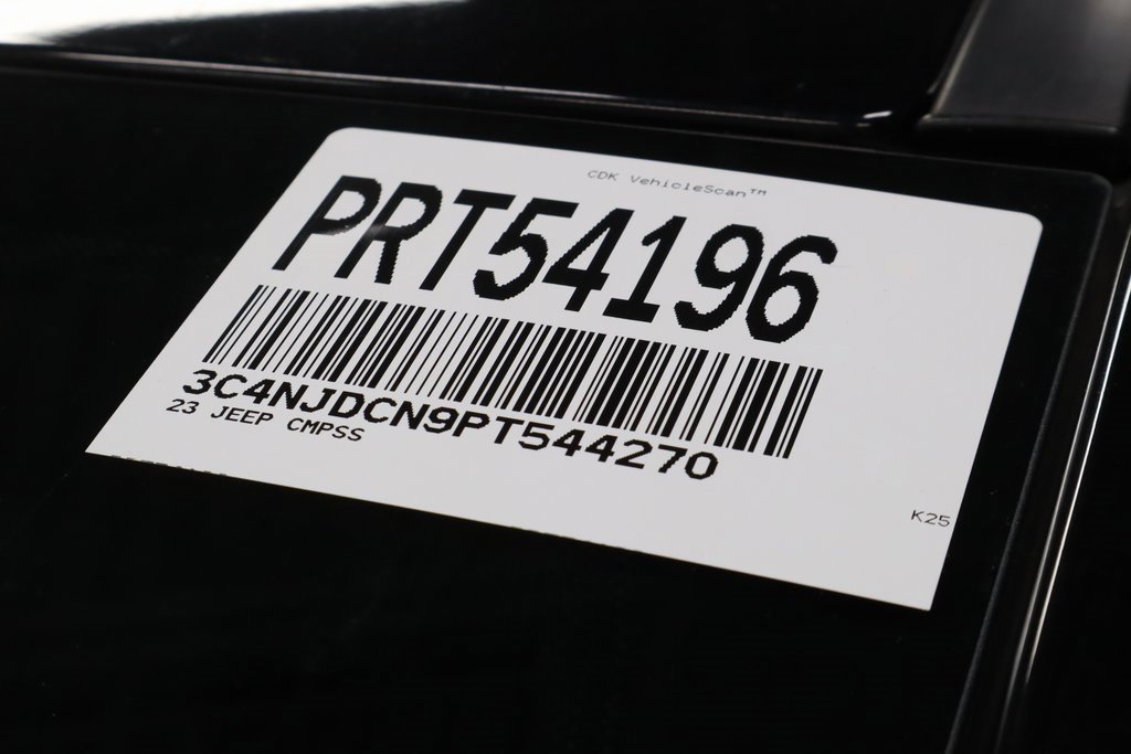 Used 2023 Jeep Compass Limited image 34