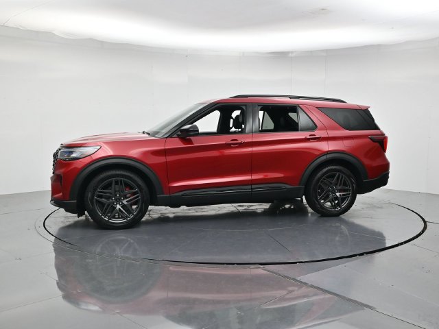 Certified 2025 Ford Explorer ST AWD/4WD image 6