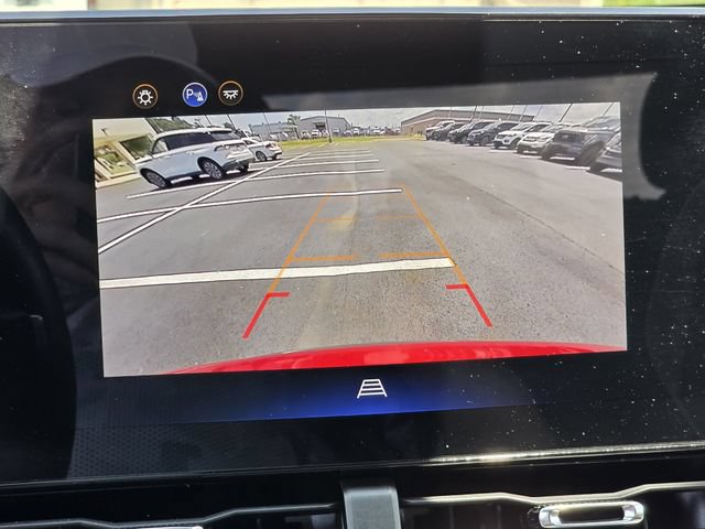 Used 2025 Chevrolet Equinox ACTIV AWD/4WD image 11