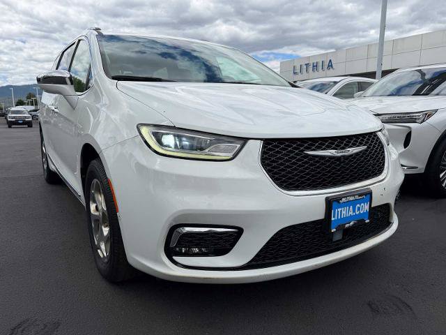 Used 2021 Chrysler Pacifica Limited w/ Premium & Safety Sphere Group AWD/4WD image 4
