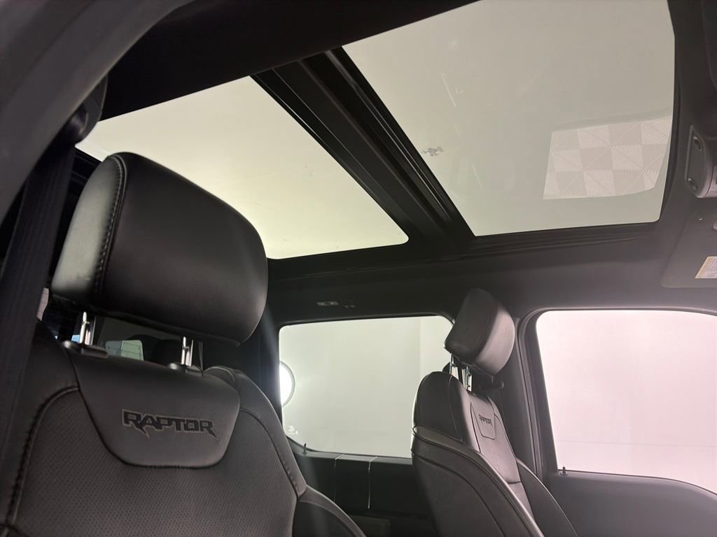 Certified 2020 Ford F150 Raptor w/ Equipment Group 802A Luxury image 32