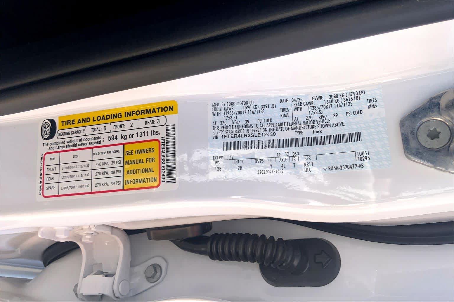 Certified 2025 Ford Ranger Raptor AWD/4WD image 37