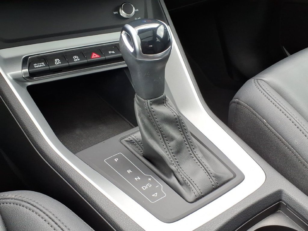 Used 2025 Audi Q3 2.0T Premium AWD/4WD image 19