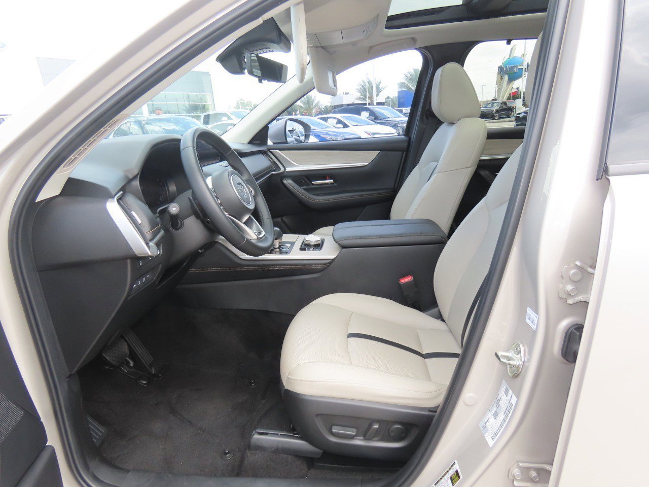 Used 2024 MAZDA CX-90 Plug-In Hybrid w/ Premium Pkg AWD/4WD image 26