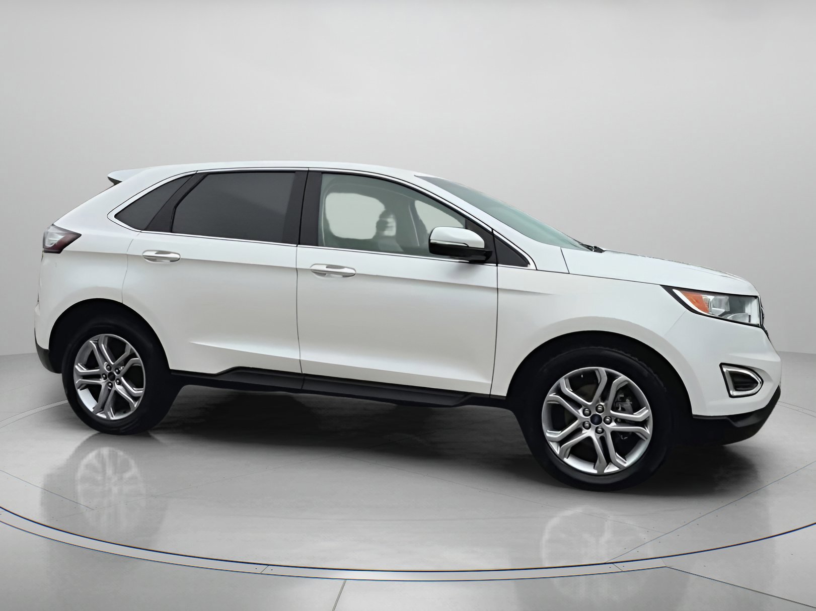 Certified 2018 Ford Edge Titanium w/ Ford Safe & Smart Package image 29