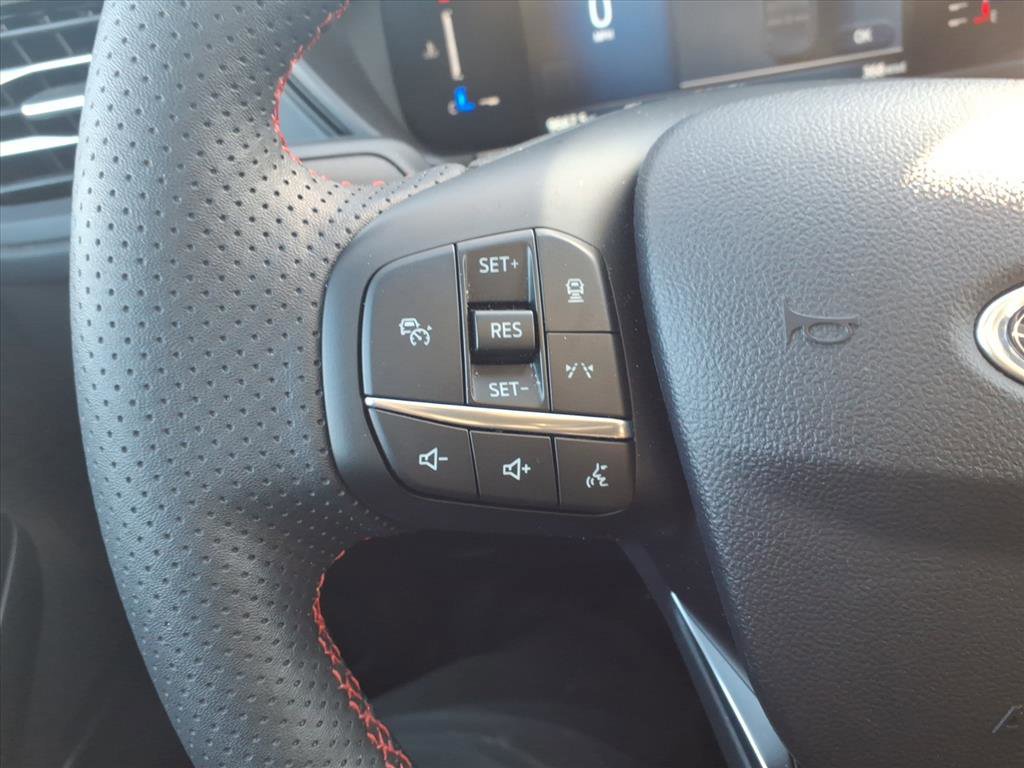 Certified 2024 Ford Escape ST-Line w/ Tech Pack #1 image 16