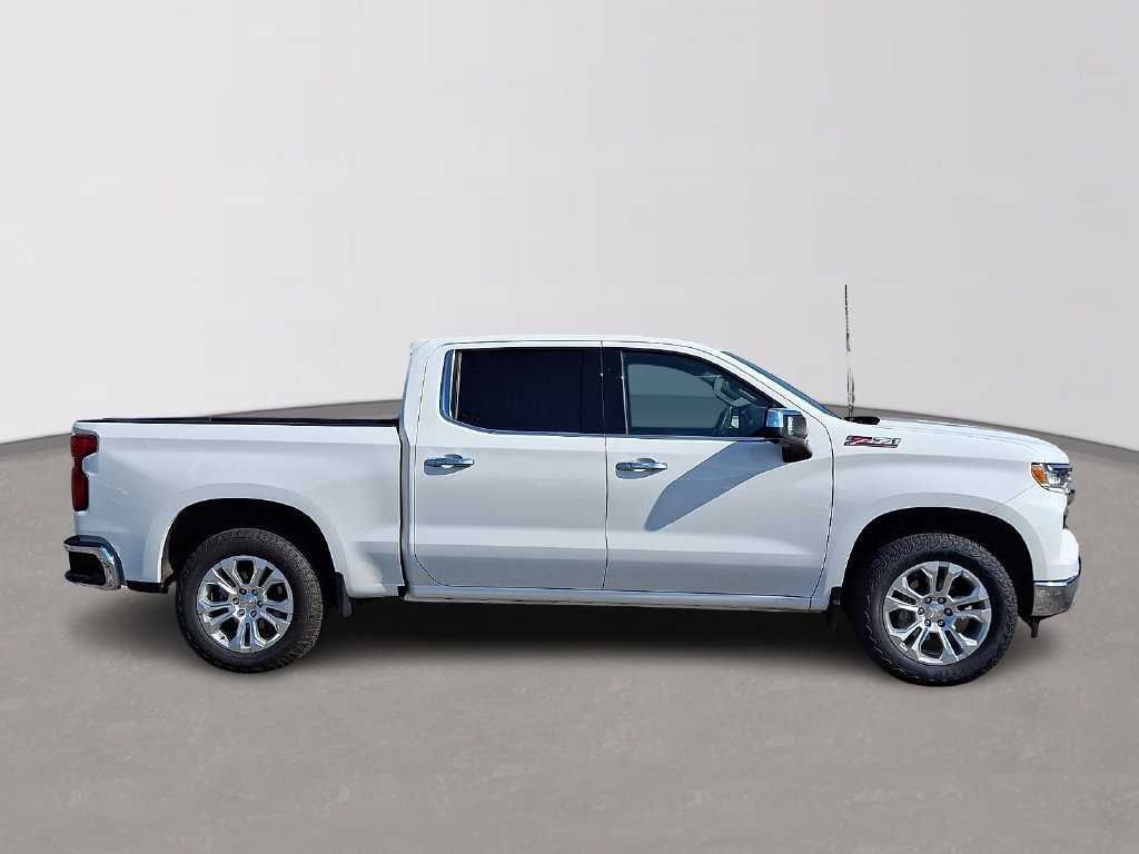 Used 2024 Chevrolet Silverado 1500 LTZ AWD/4WD image 7