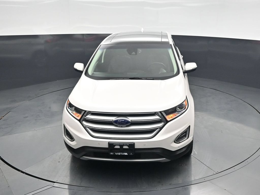 Certified 2018 Ford Edge Titanium w/ Equipment Group 302A AWD/4WD image 37