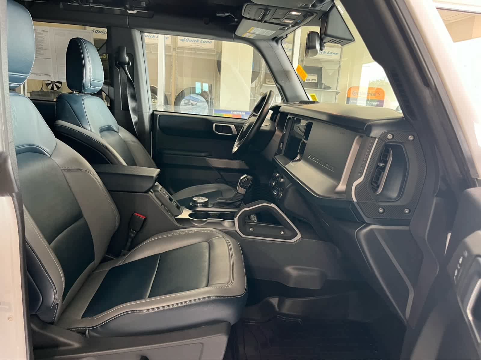 Certified 2023 Ford Bronco Outer Banks w/ Sasquatch Package AWD/4WD image 40