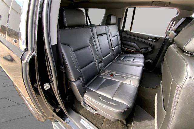 Used 2018 Chevrolet Suburban LT RWD image 19