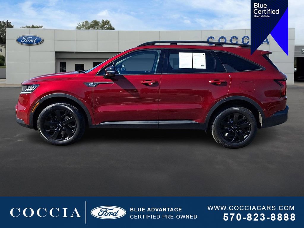 Used 2023 Kia Sorento S w/ Panoramic Sunroof Package image 2