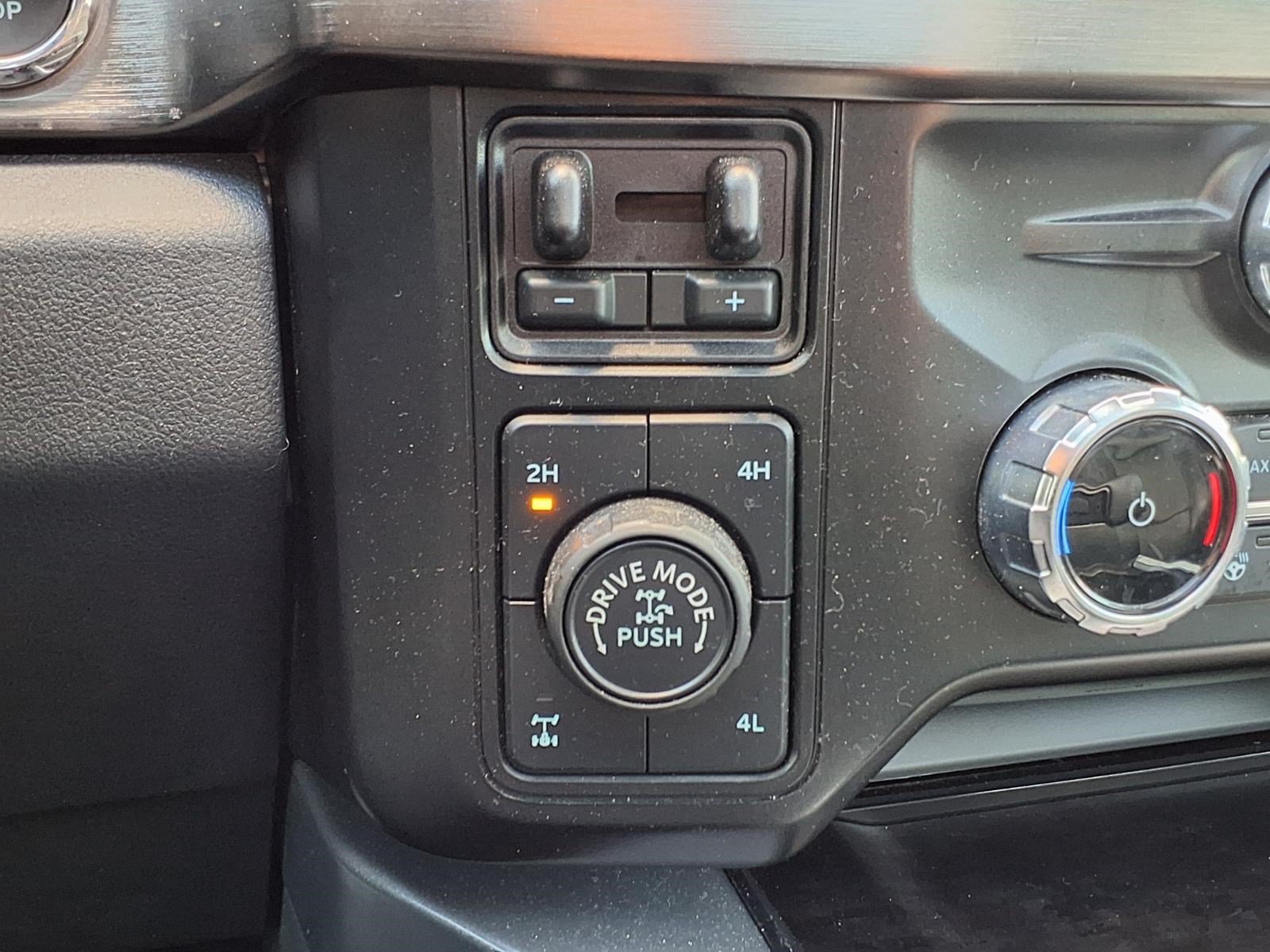 Certified 2024 Ford F250 Lariat w/ Lariat Ultimate Package AWD/4WD image 20