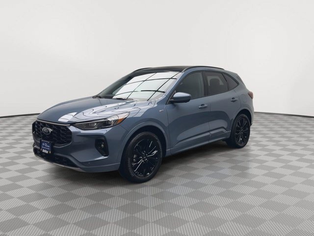 Certified 2025 Ford Escape ST-Line Elite w/ Premium Technology Package AWD/4WD image 39
