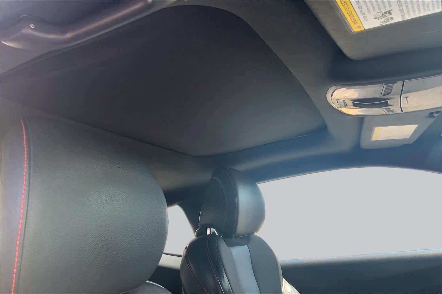 Used 2020 Hyundai Veloster Turbo FWD image 14