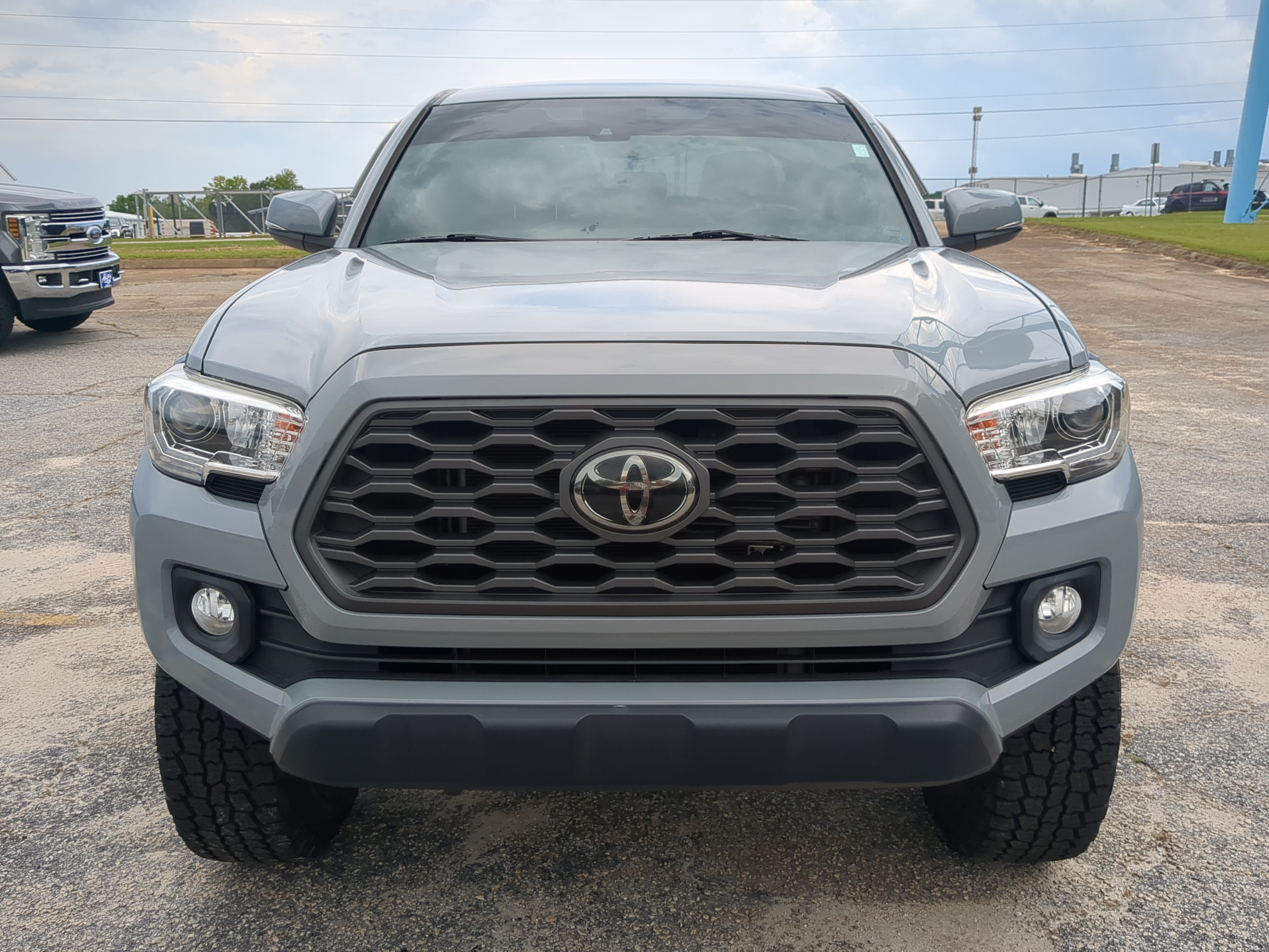 Used 2020 Toyota Tacoma TRD Off-Road AWD/4WD image 7