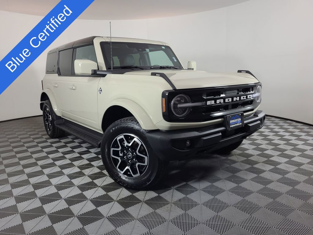 Certified 2025 Ford Bronco Outer Banks AWD/4WD image 1