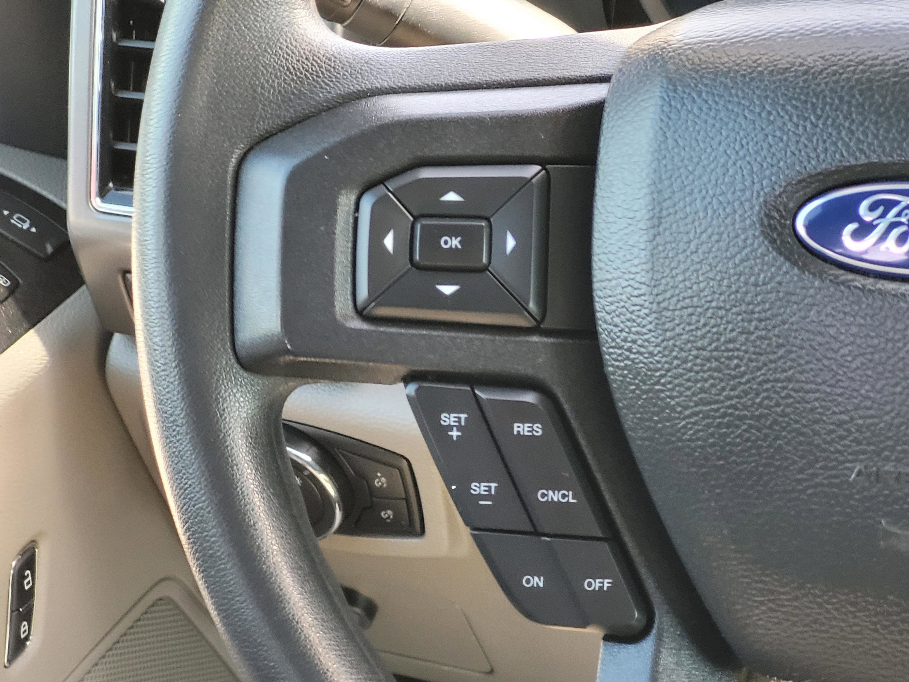 Certified 2022 Ford F250 XLT w/ XLT Premium Package AWD/4WD image 14