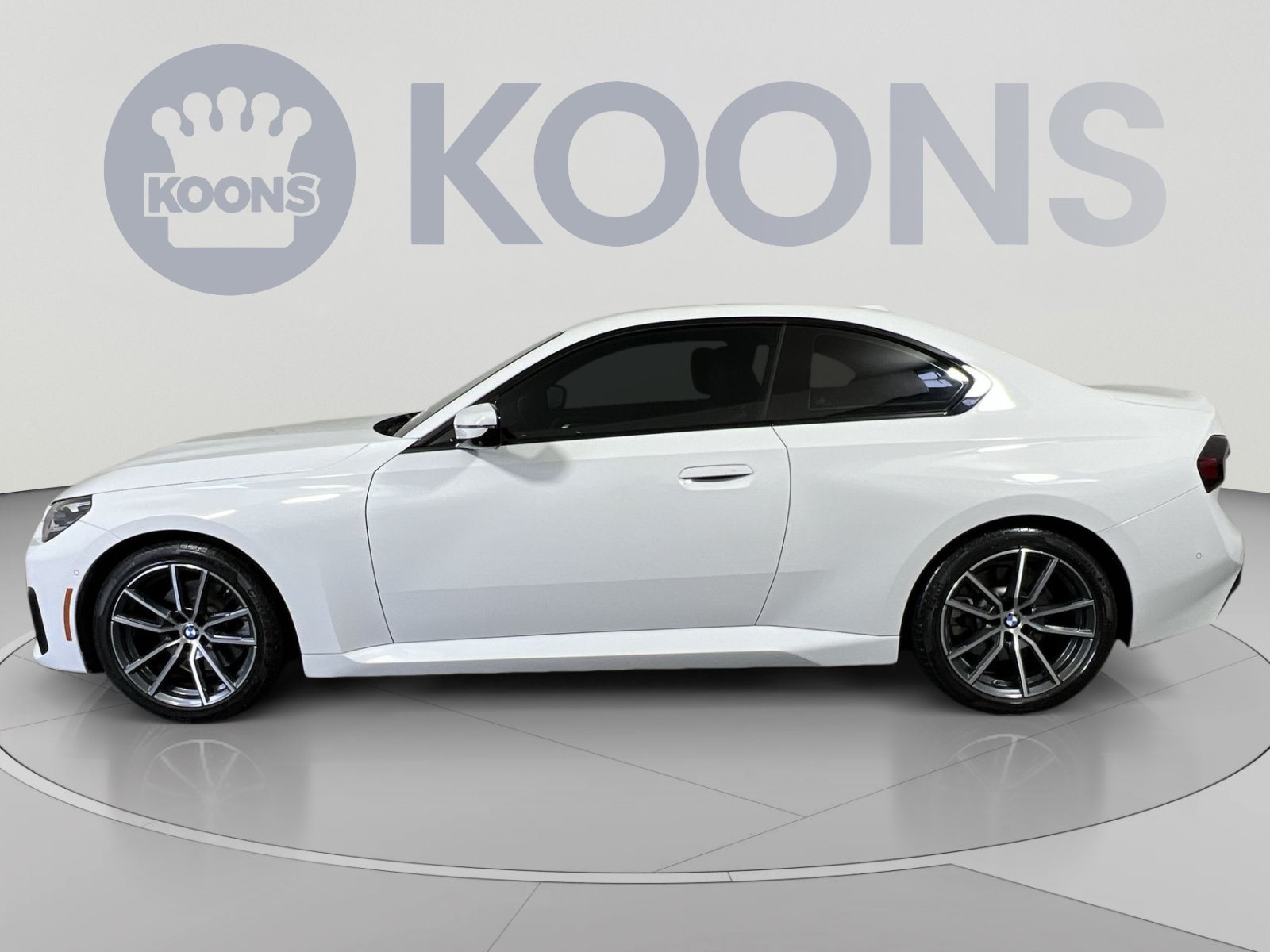 Used 2024 BMW 230i Coupe w/ Convenience Package RWD image 7