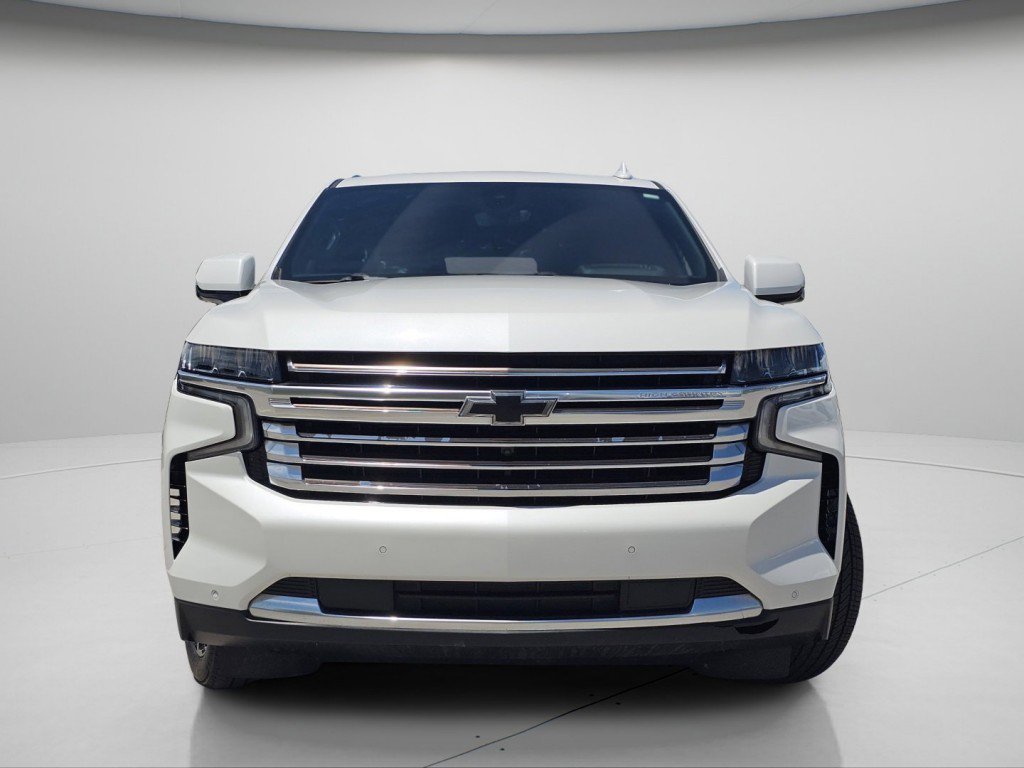 Used 2022 Chevrolet Tahoe High Country AWD/4WD image 3