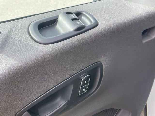 Certified 2022 Ford Transit 350 DRW image 15