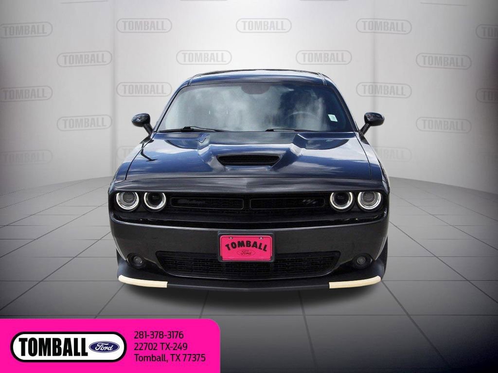 Used 2021 Dodge Challenger R/T w/ Blacktop Package image 2