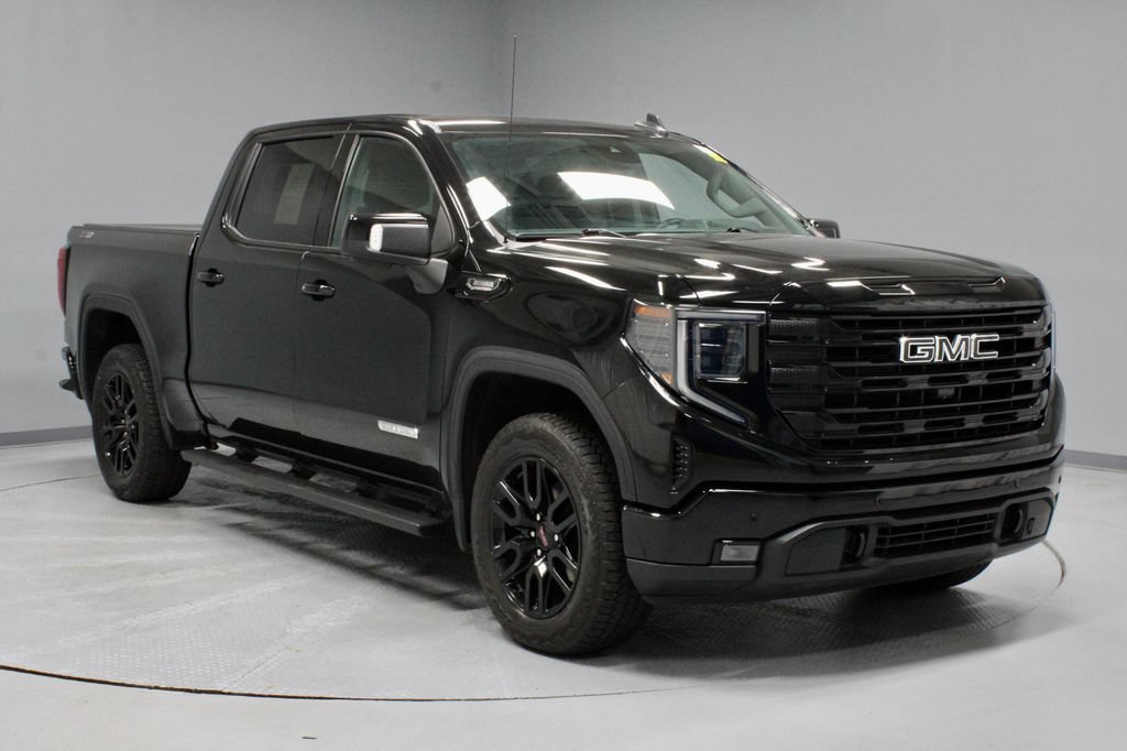 Used 2025 GMC Sierra 1500 Elevation w/ Preferred Package AWD/4WD image 1
