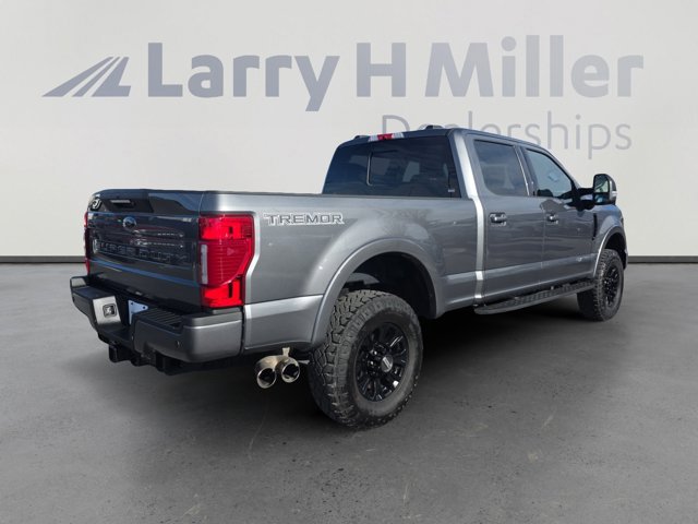 Certified 2022 Ford F350 Lariat w/ Tremor Off-Road Package image 5