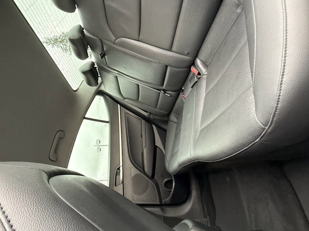 Used 2017 Hyundai Elantra Limited image 36