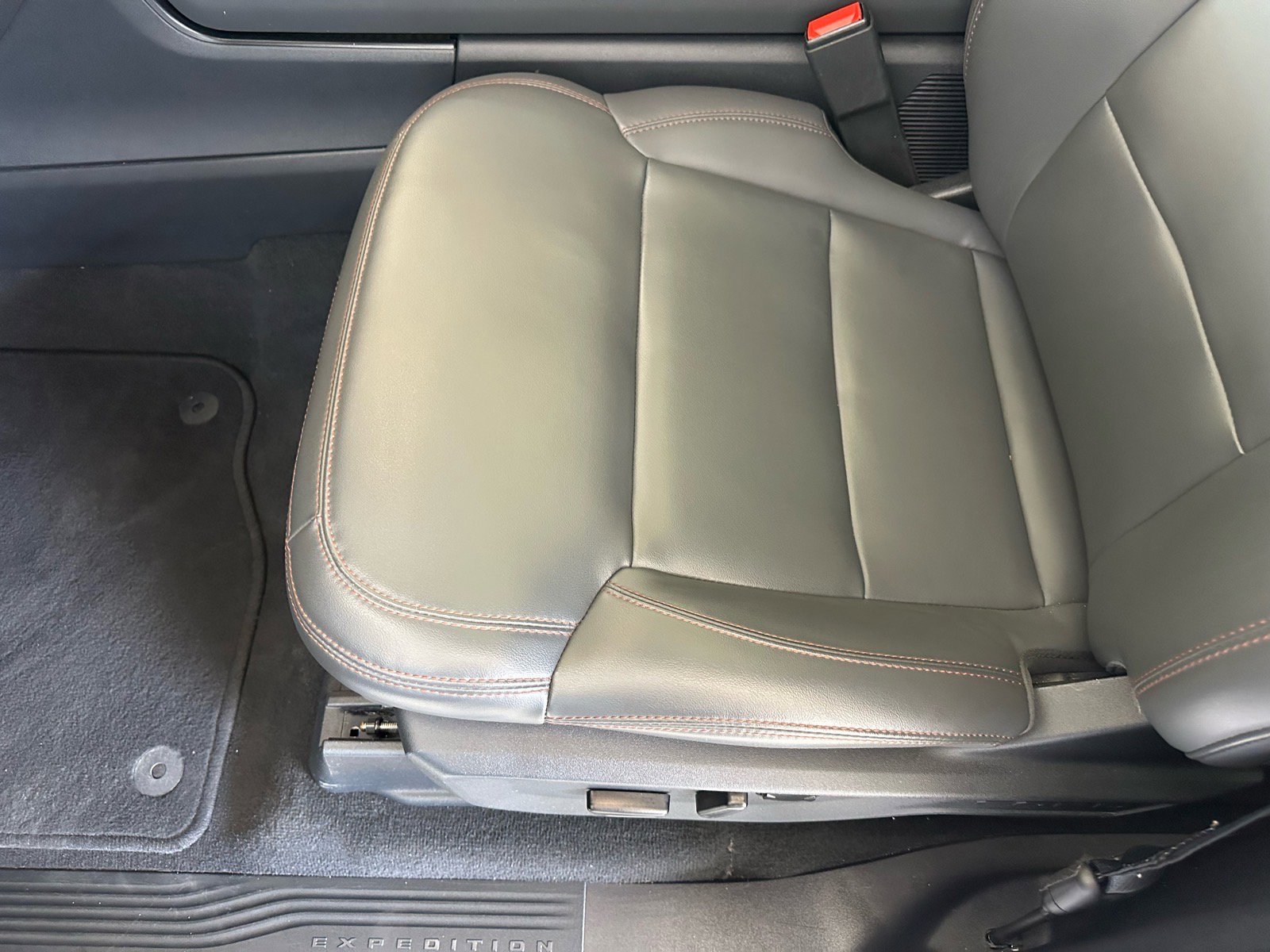 Certified 2025 Ford Expedition Max Active image 24