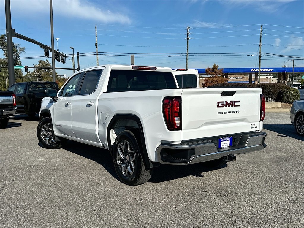 Used 2025 GMC Sierra 1500 SLE image 2