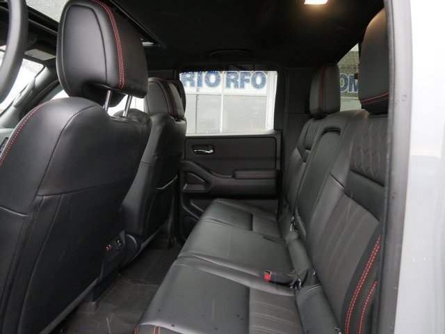 Used 2023 Nissan Frontier PRO-4X w/ Pro-4X Premium Package image 19