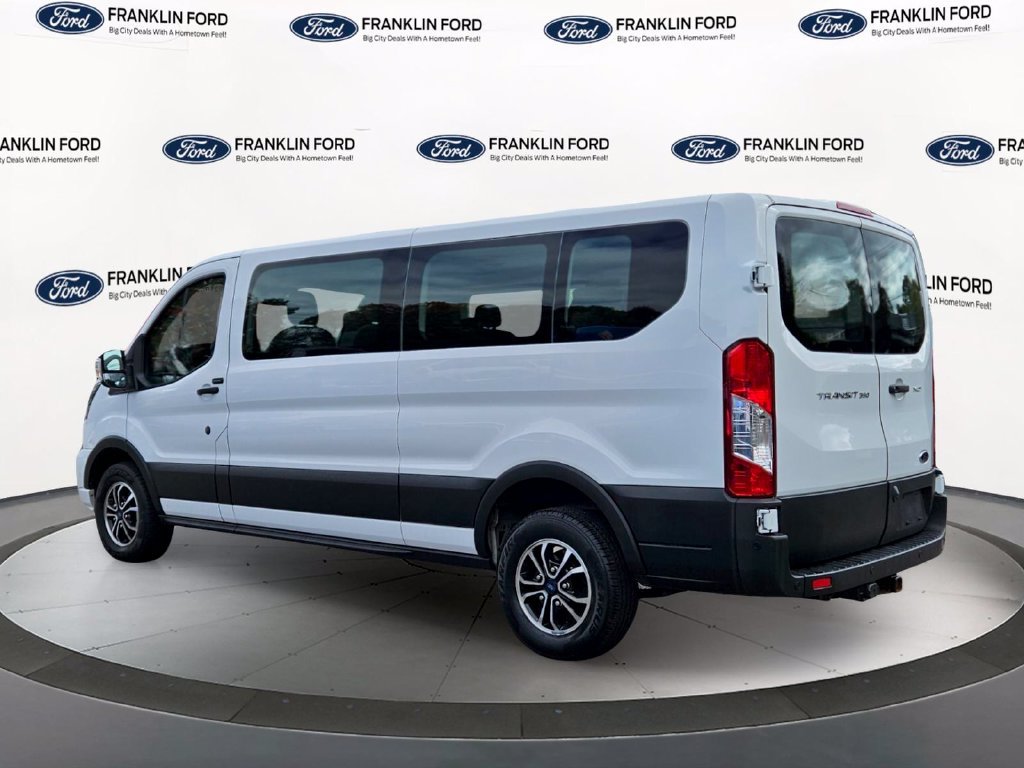 Certified 2023 Ford Transit 350 XLT RWD image 3