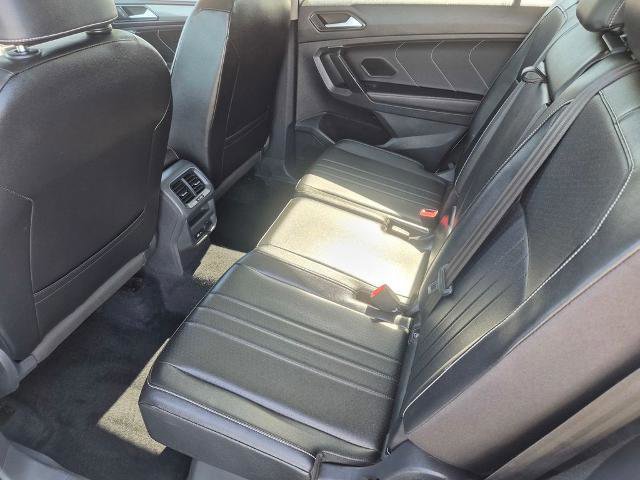 Used 2022 Volkswagen Tiguan SE image 11