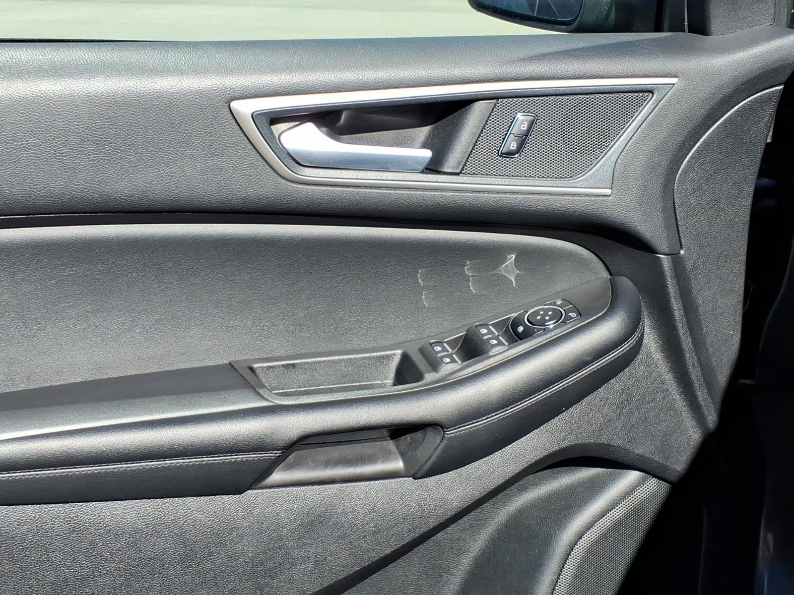 Certified 2024 Ford Edge SEL image 10