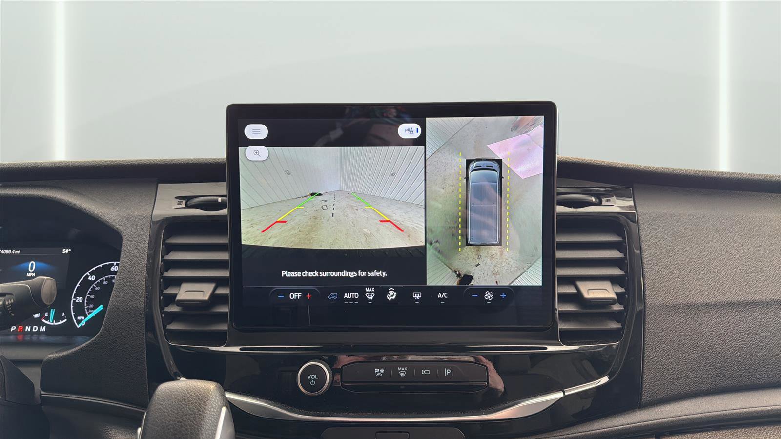 Certified 2023 Ford Transit 350 XLT RWD image 19