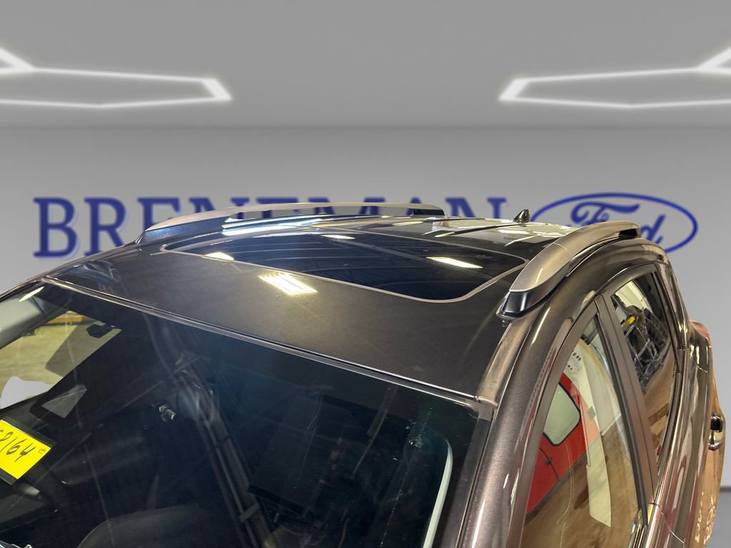 Used 2018 Toyota RAV4 XLE w/ Plus Extra Value Package image 14