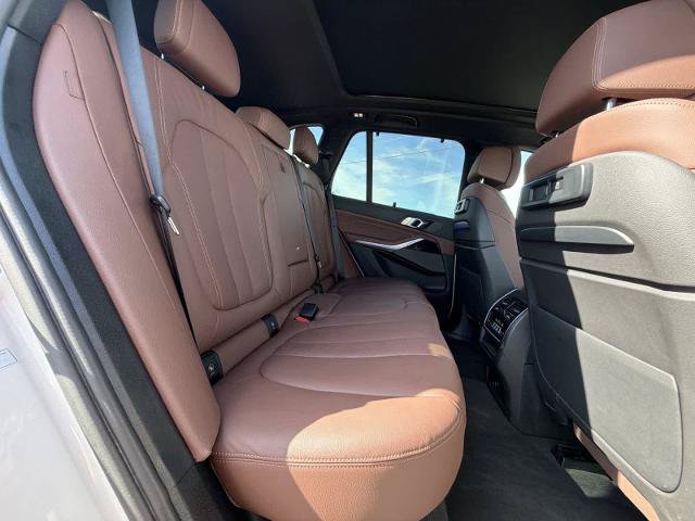 Used 2022 BMW X5 xDrive40i AWD/4WD image 20