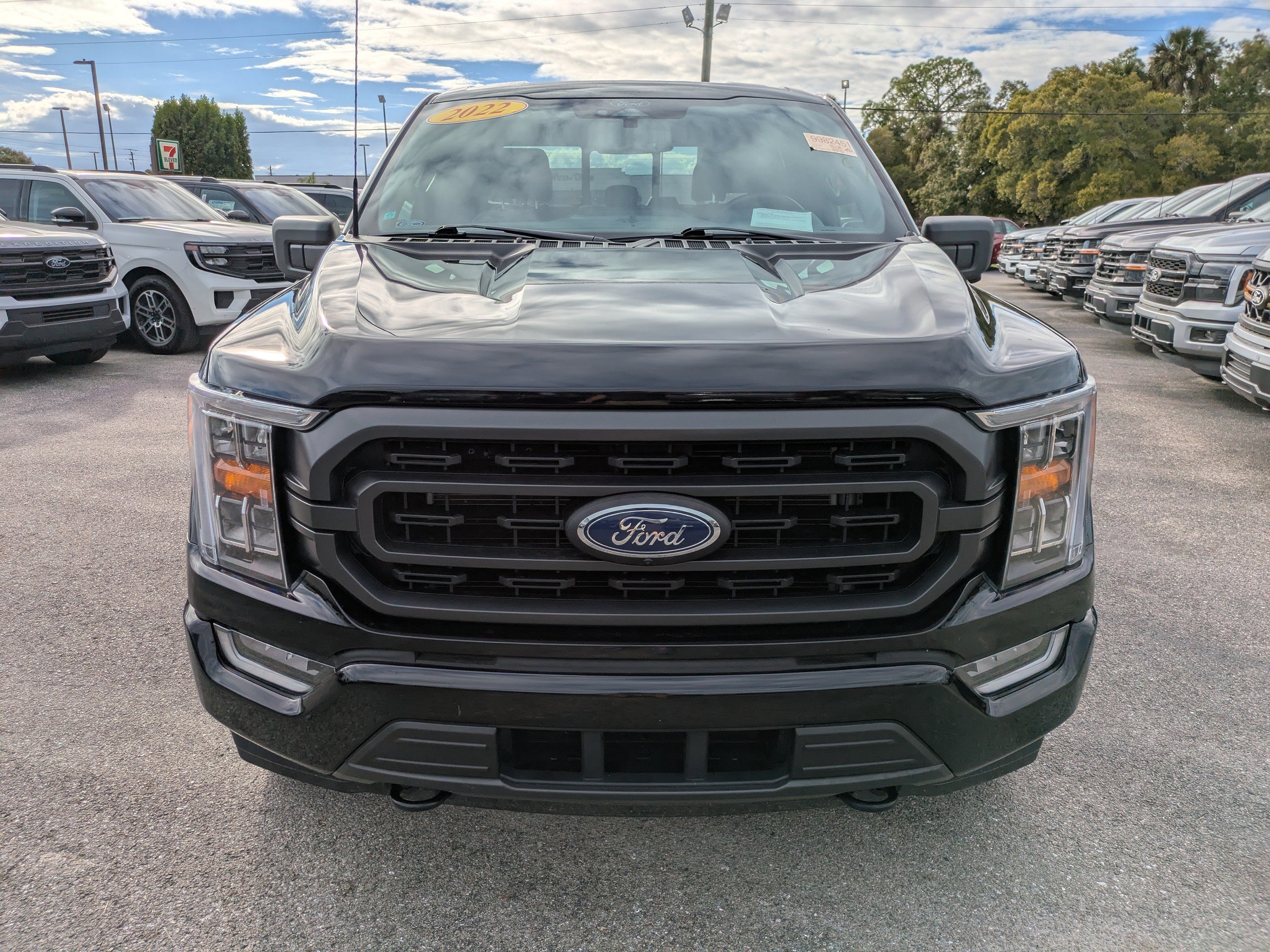 Certified 2022 Ford F150 XLT w/ Equipment Group 302A High image 8