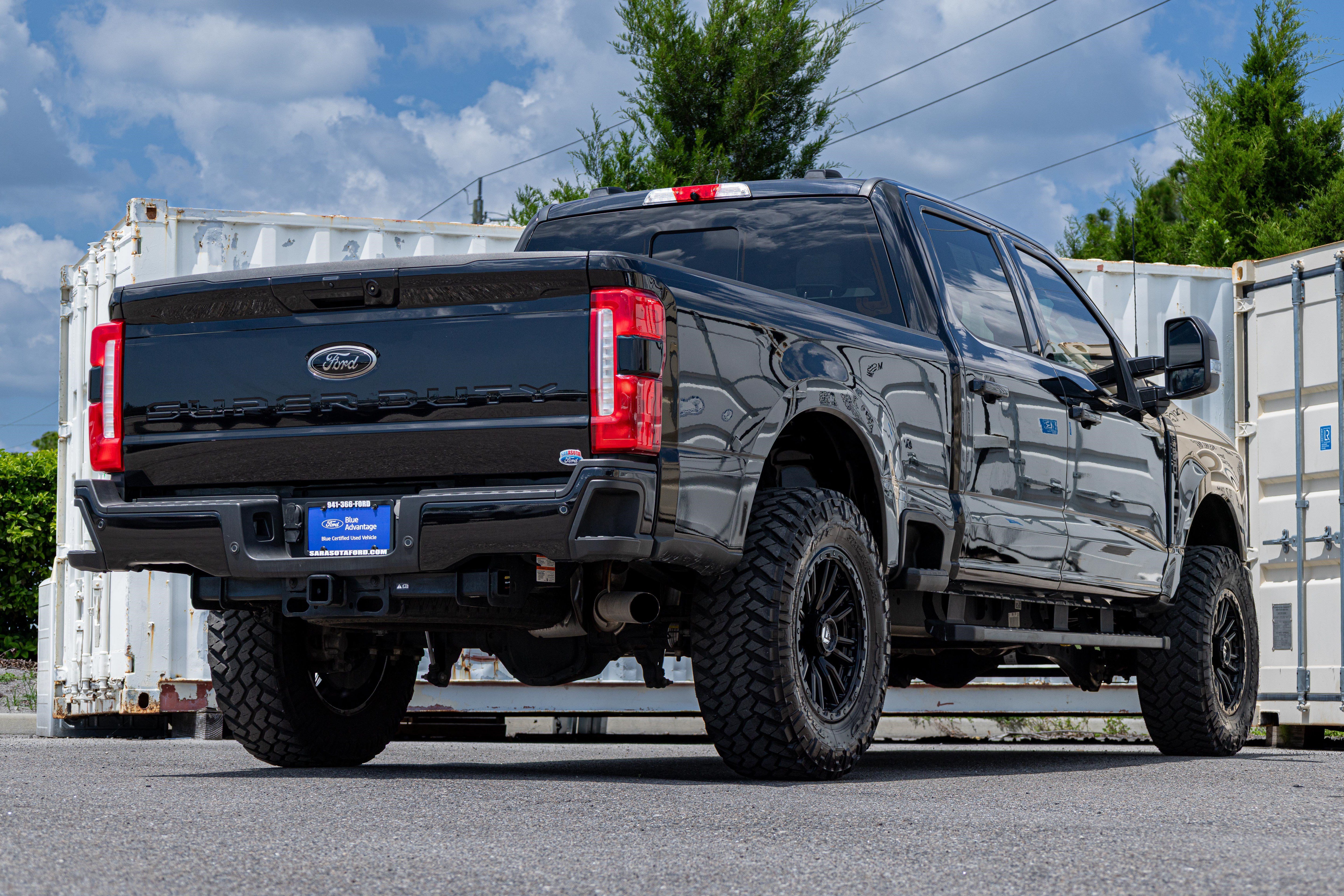 Certified 2024 Ford F250 XLT w/ Black Appearance Package AWD/4WD image 4