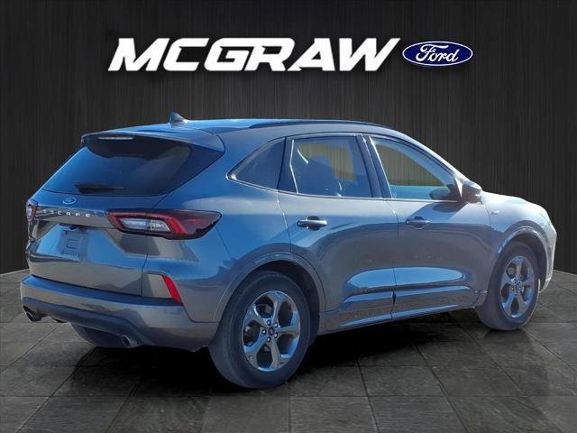 Certified 2024 Ford Escape ST-Line w/ Cold Weather Package image 4
