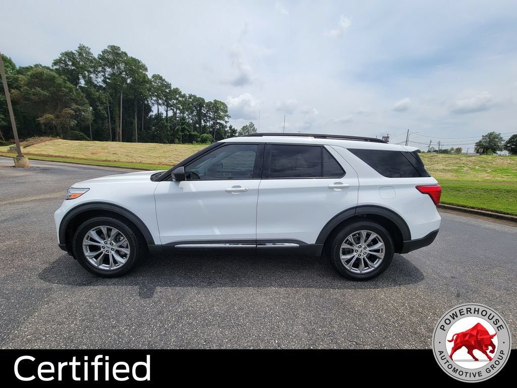 Certified 2021 Ford Explorer XLT w/ Equipment Group 202A RWD image 2